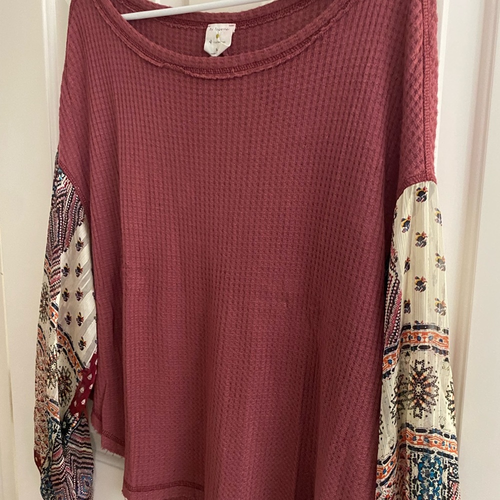 Boutique Boho Patterned Top - Picture 6 of 7